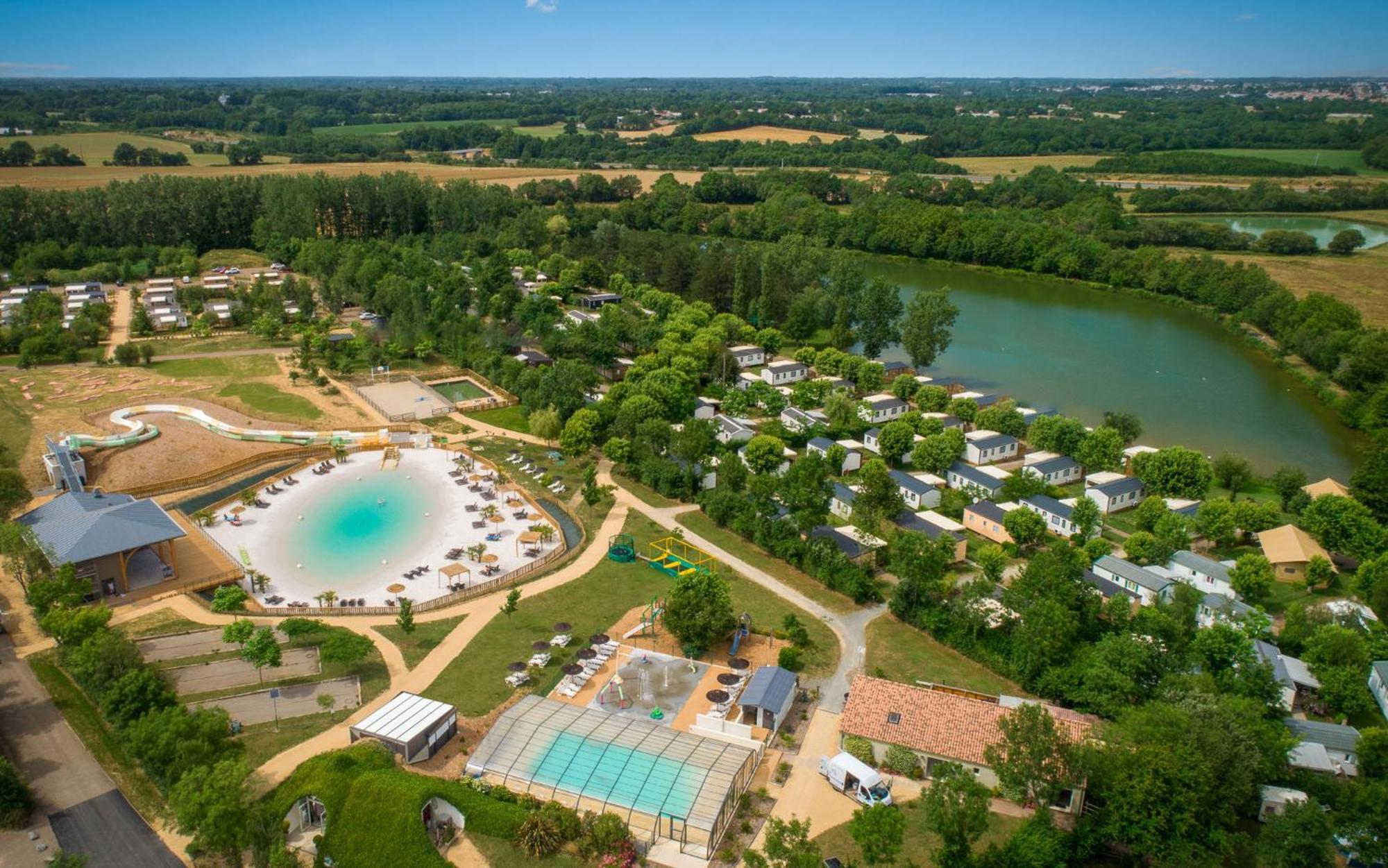 Camping Aubigny-Les Clouzeaux Aubigny  외부 사진