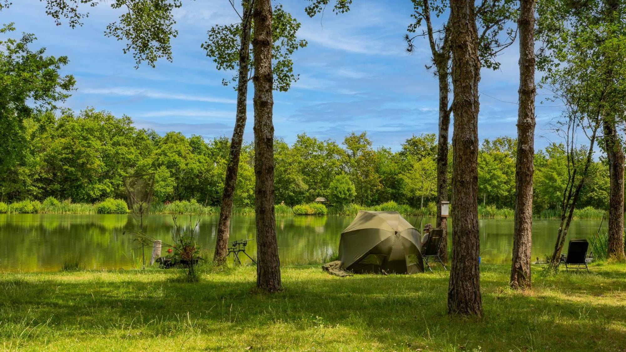 Camping Aubigny-Les Clouzeaux Aubigny  외부 사진