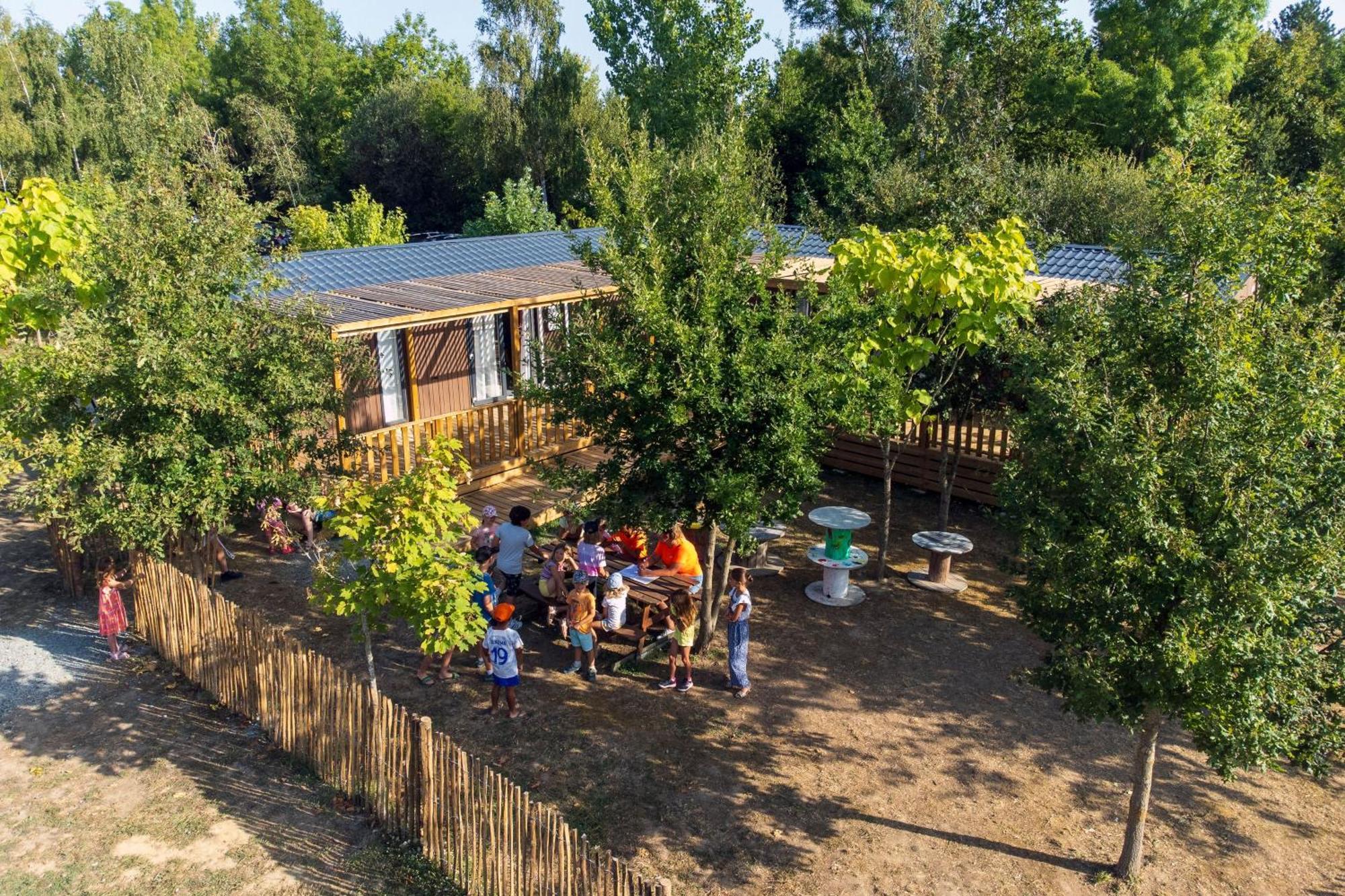 Camping Aubigny-Les Clouzeaux Aubigny  외부 사진