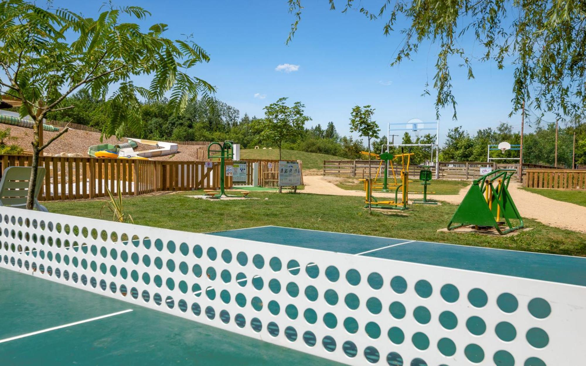 Camping Aubigny-Les Clouzeaux Aubigny  외부 사진